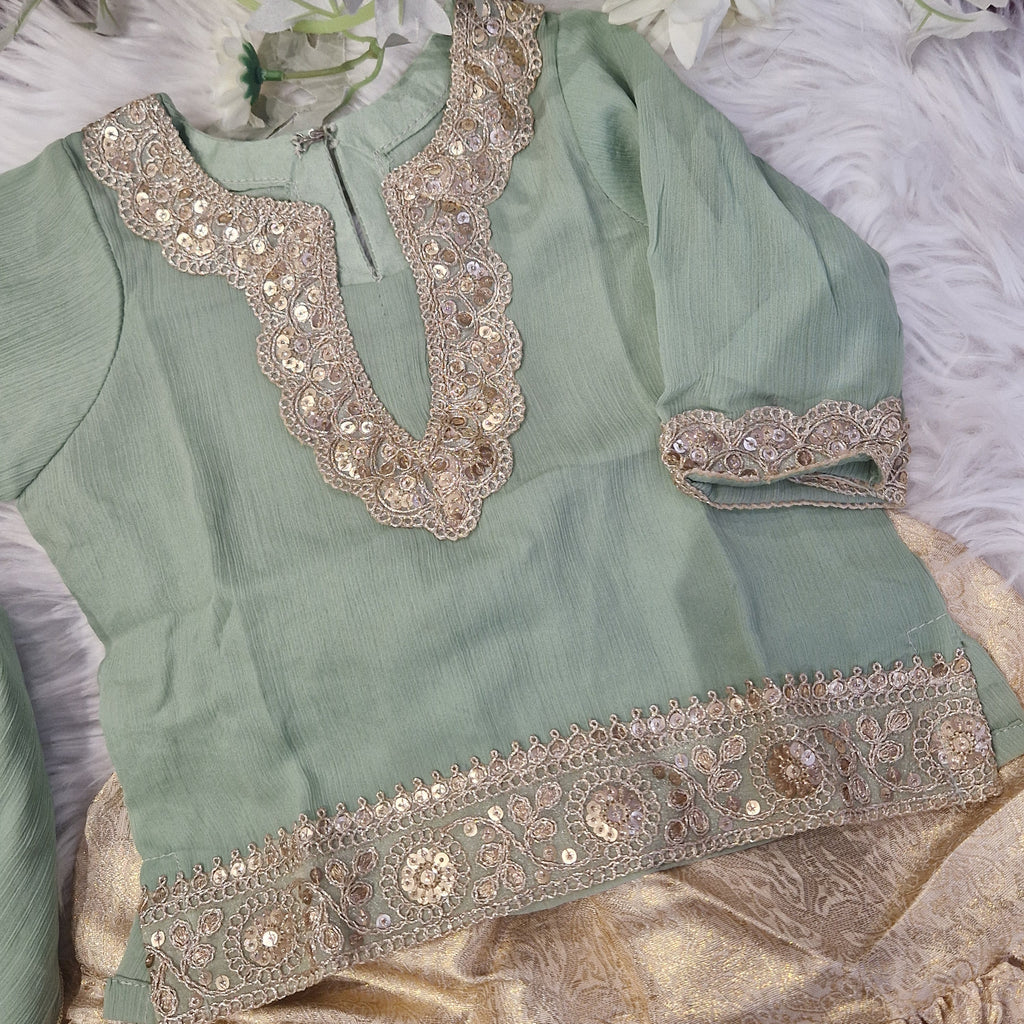 Mint with gold gharara