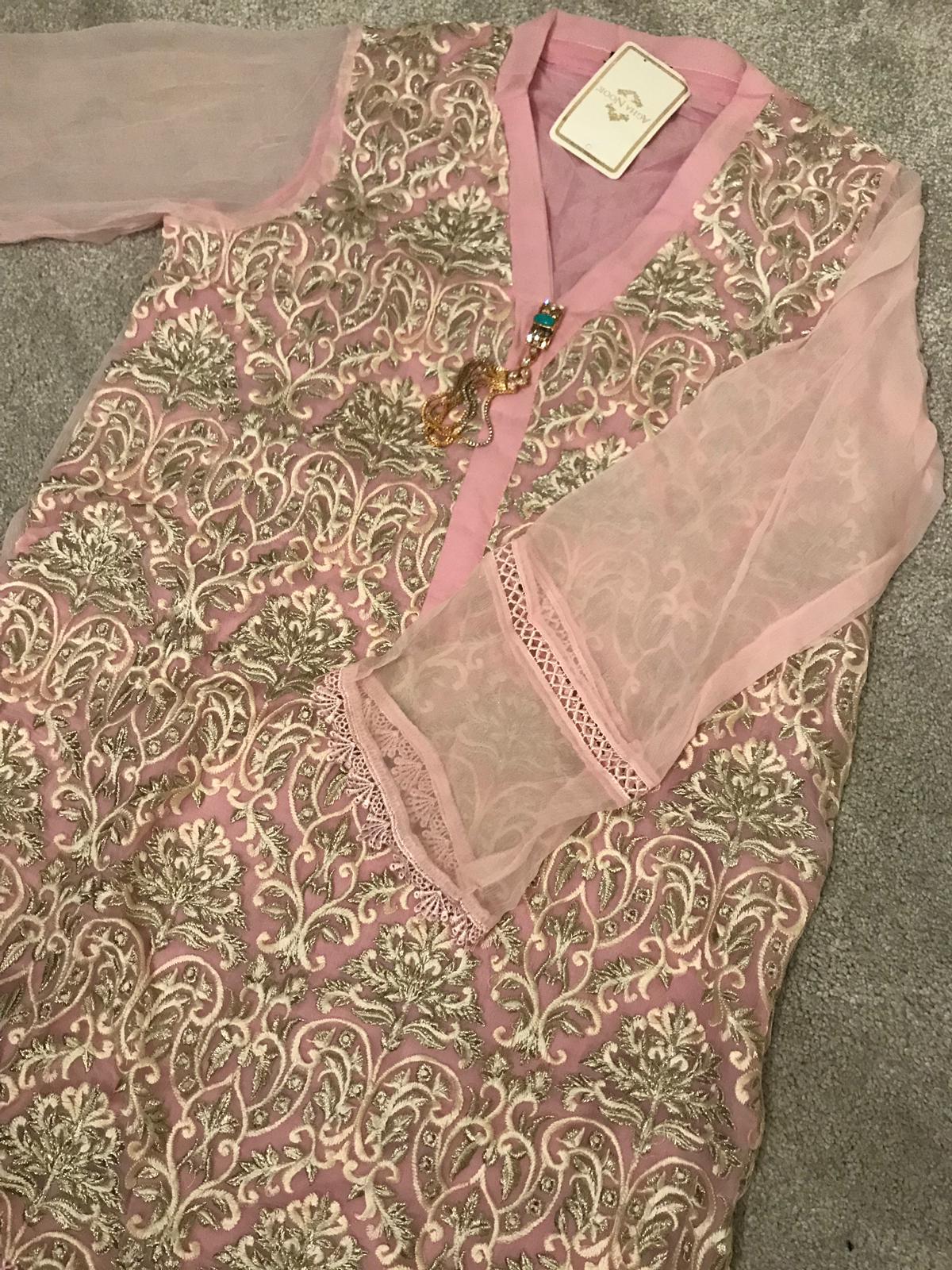 AGHA NOOR  (medium)