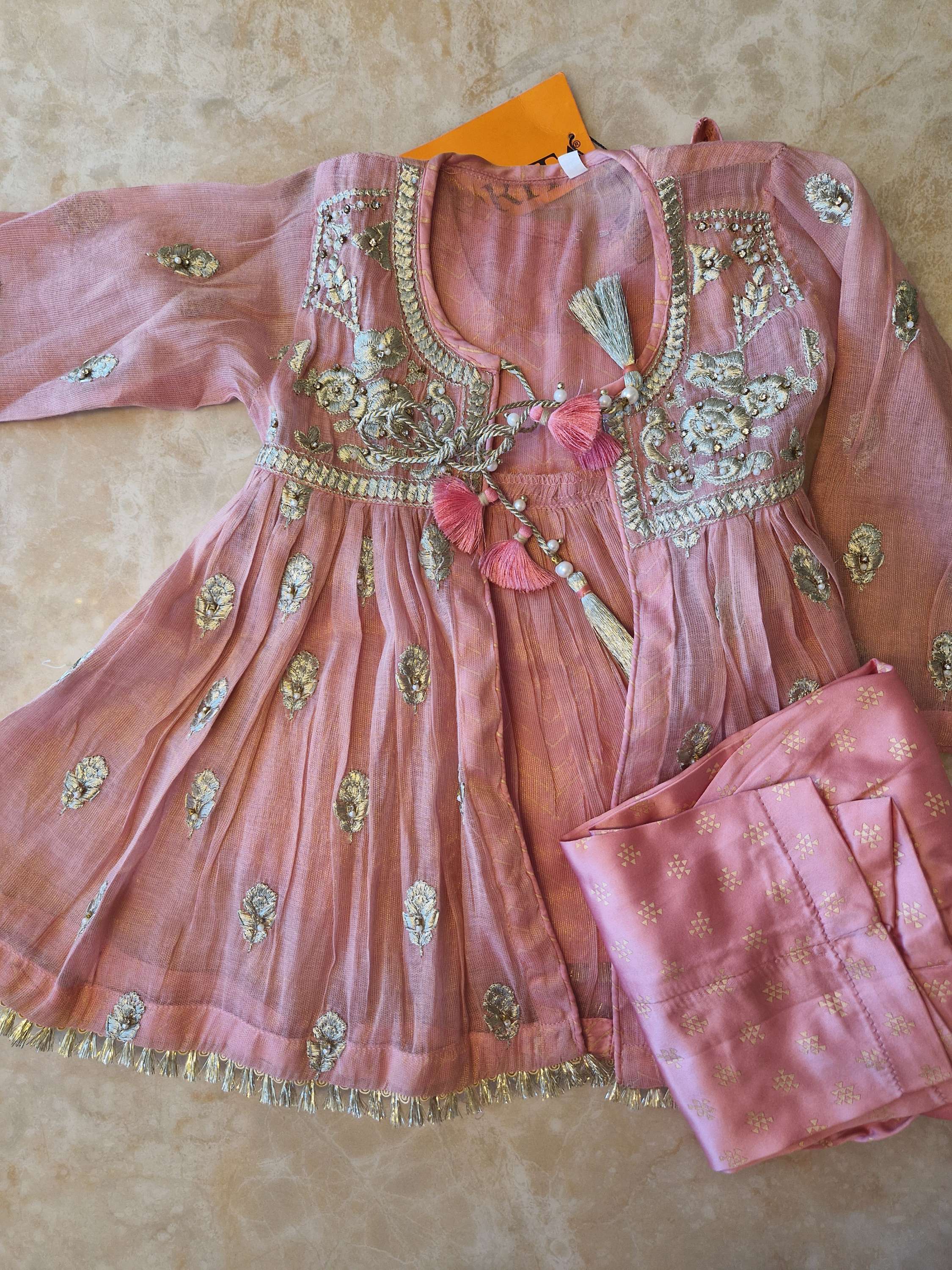 Pink gown SEN 4 piece