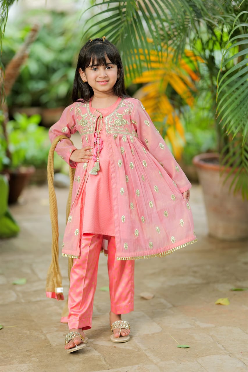 Pink gown SEN 4 piece