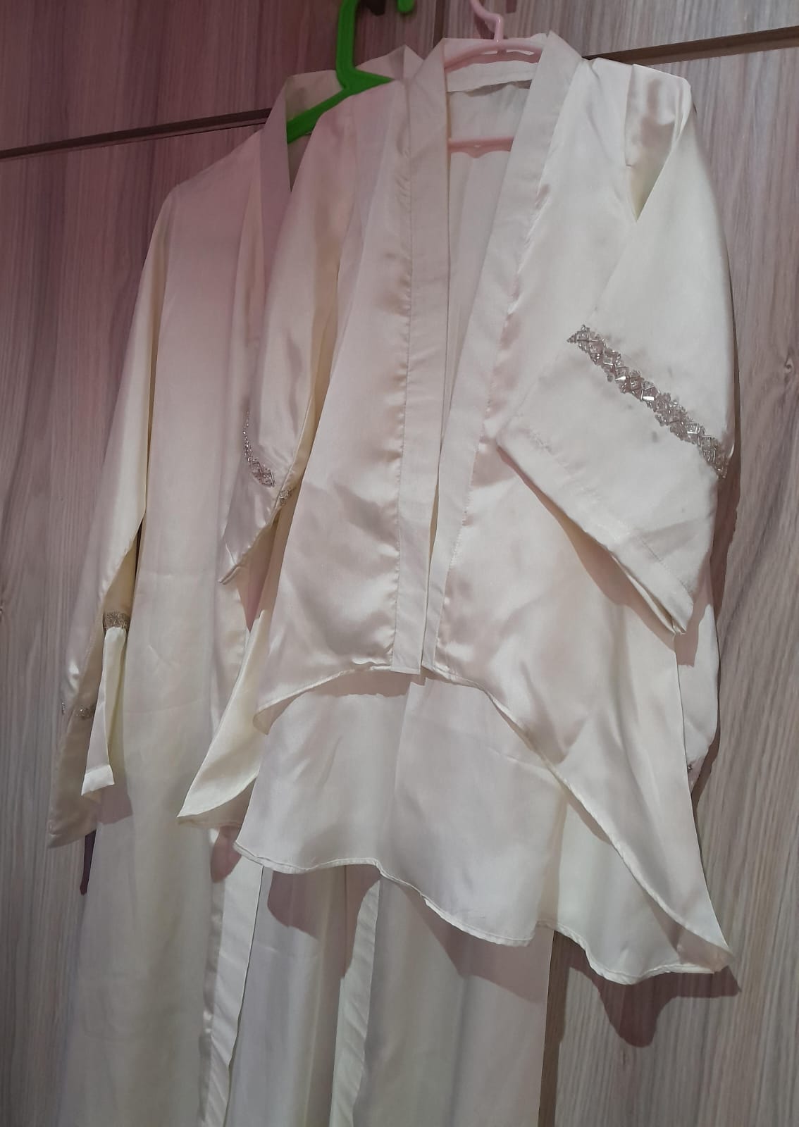 Ivory Abaya (mother small and baby 1-2 years) sold together