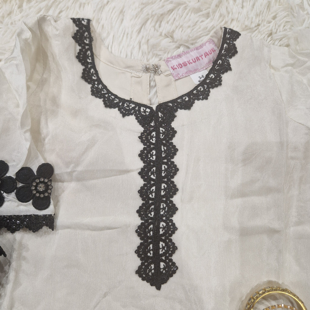 Mother Daughter- Russian silk cream and black (0-3 months to XXL)