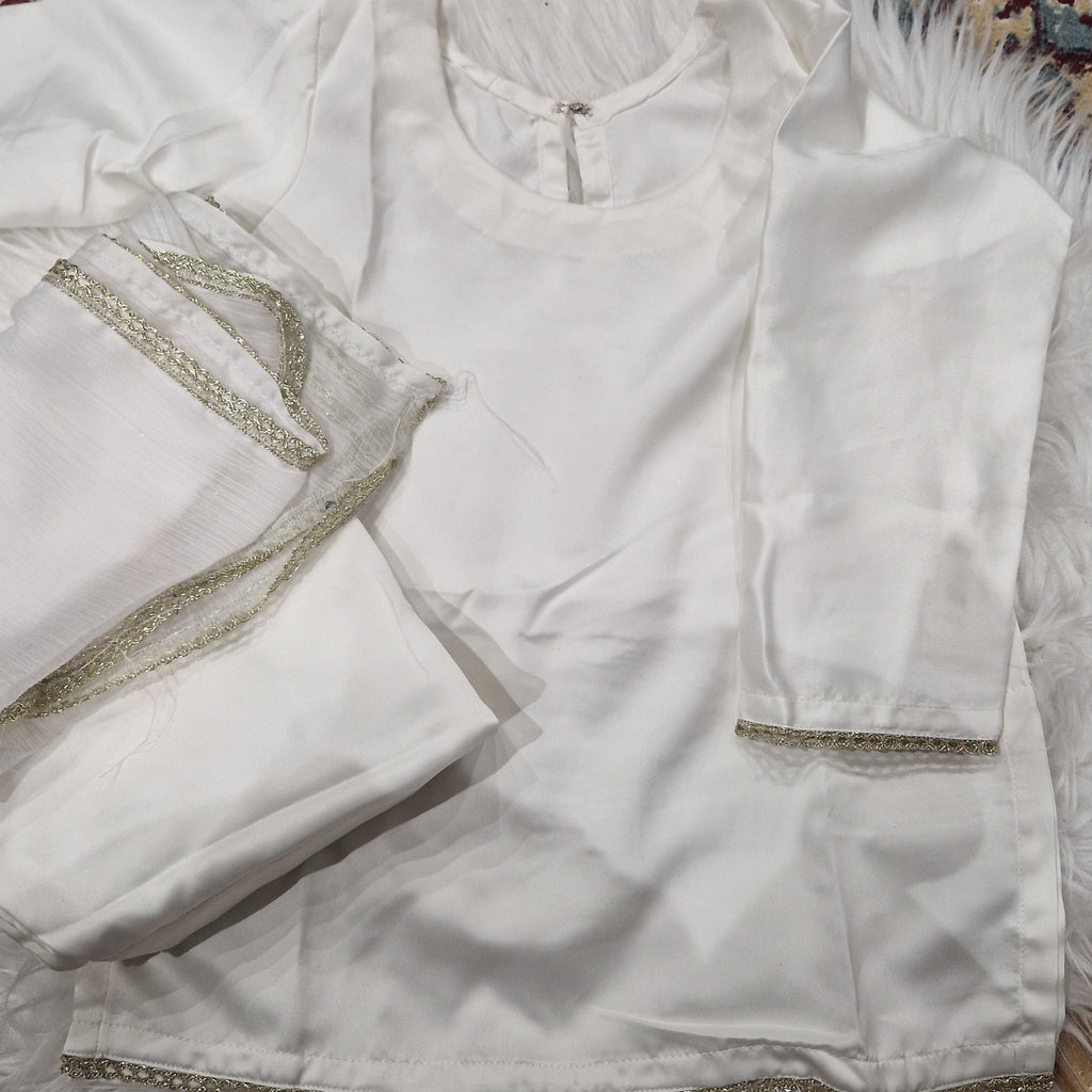 White with shalwar ( 0-3 m, )