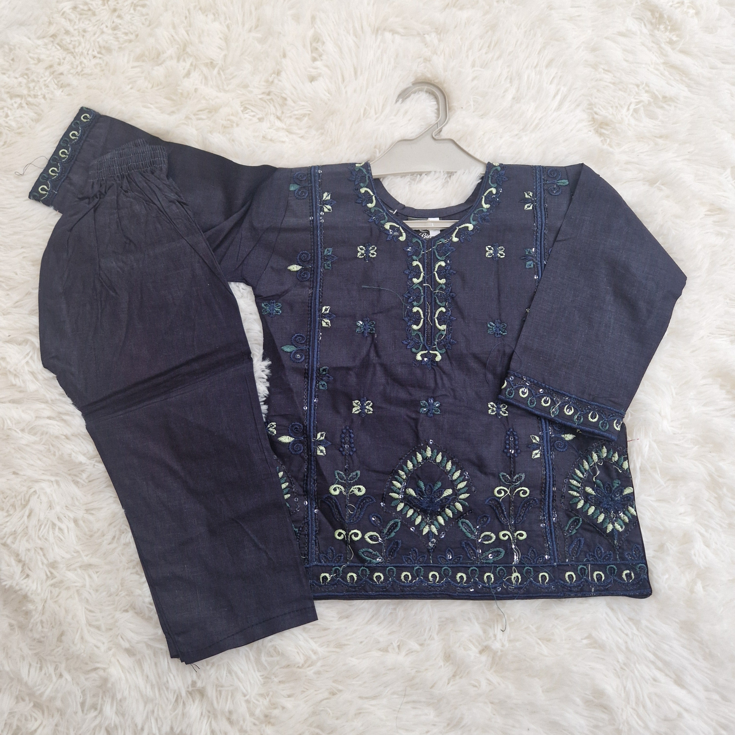Navy blue 2-piece (6 months to 3 years)