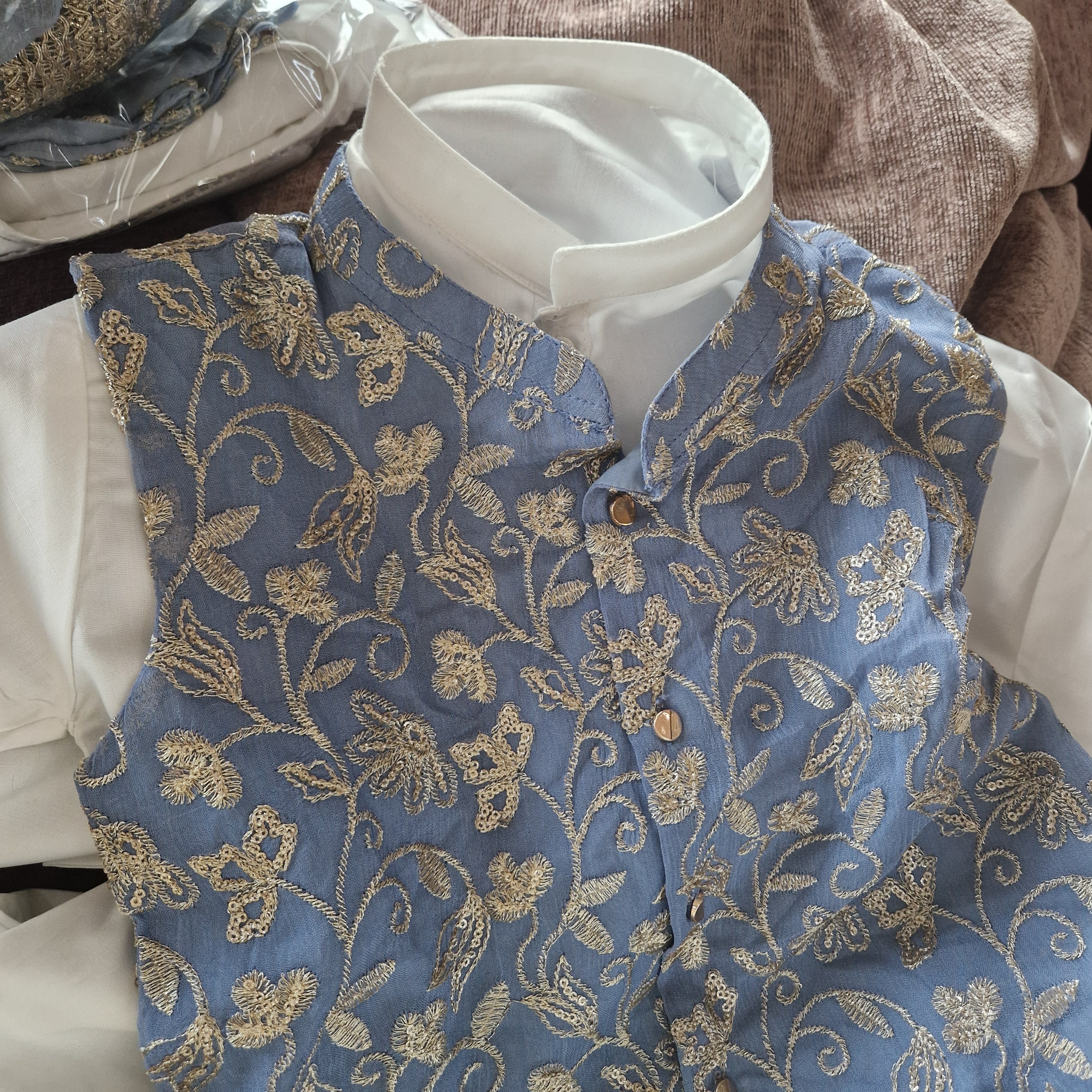 Boys 3 piece (2 and 4 yrs)