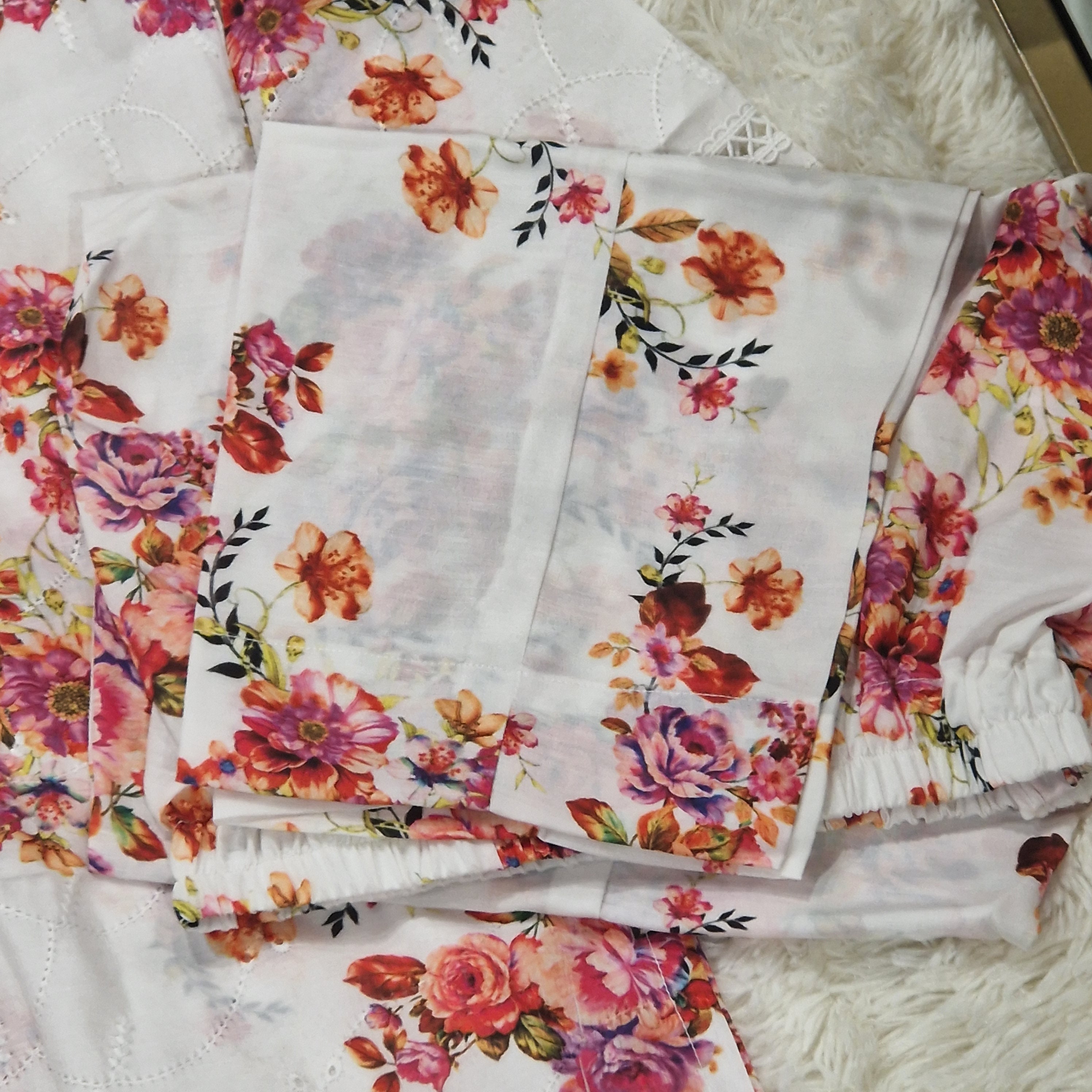 Mother daughter- Pink and burgundy floral chiken (0-XXL)