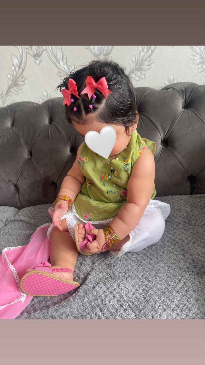 Green lawn top with tulip bottoms (newborn to 15 years)