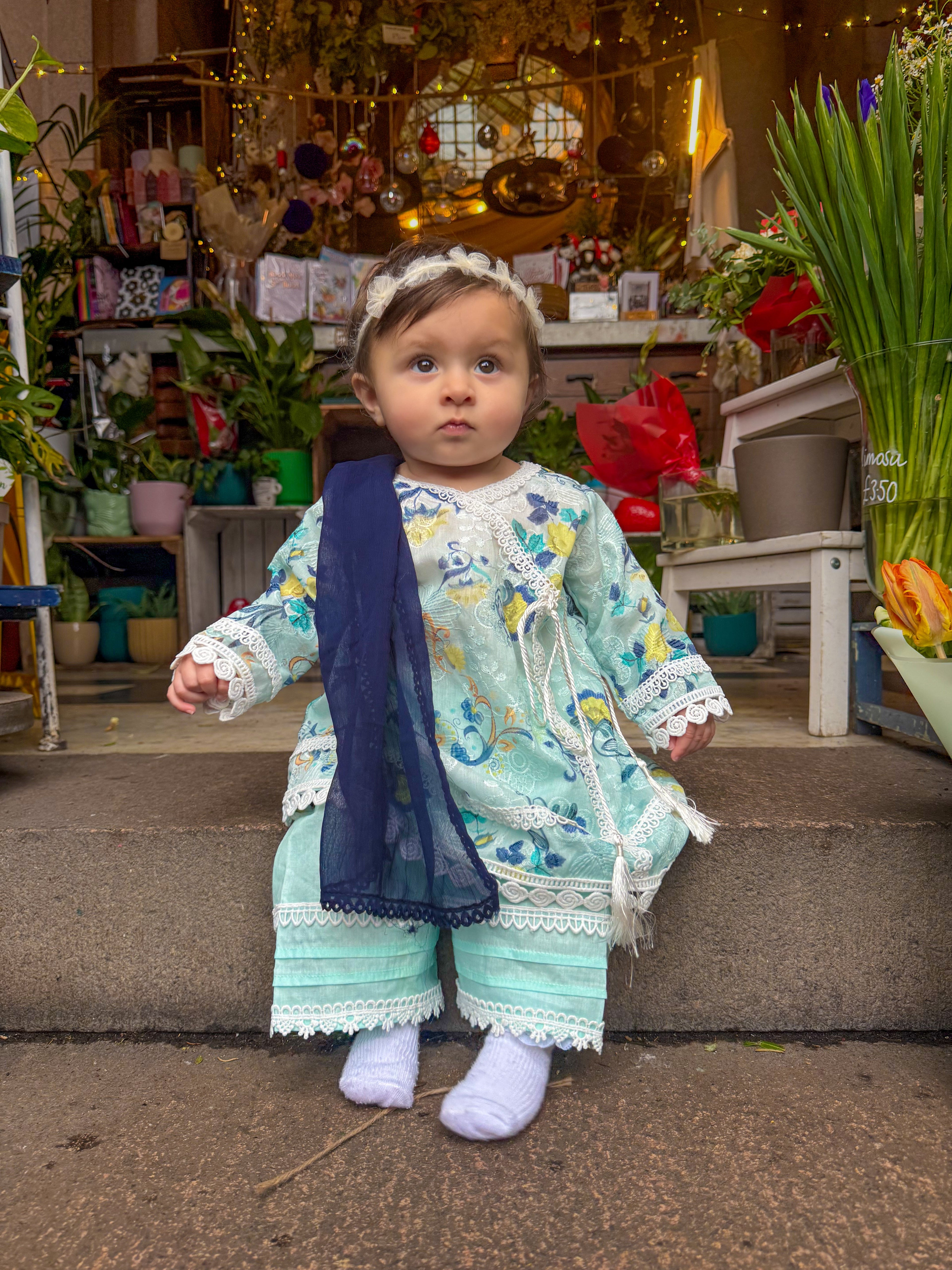 Aqua chiken floral (0-3 months to 2-3 years)