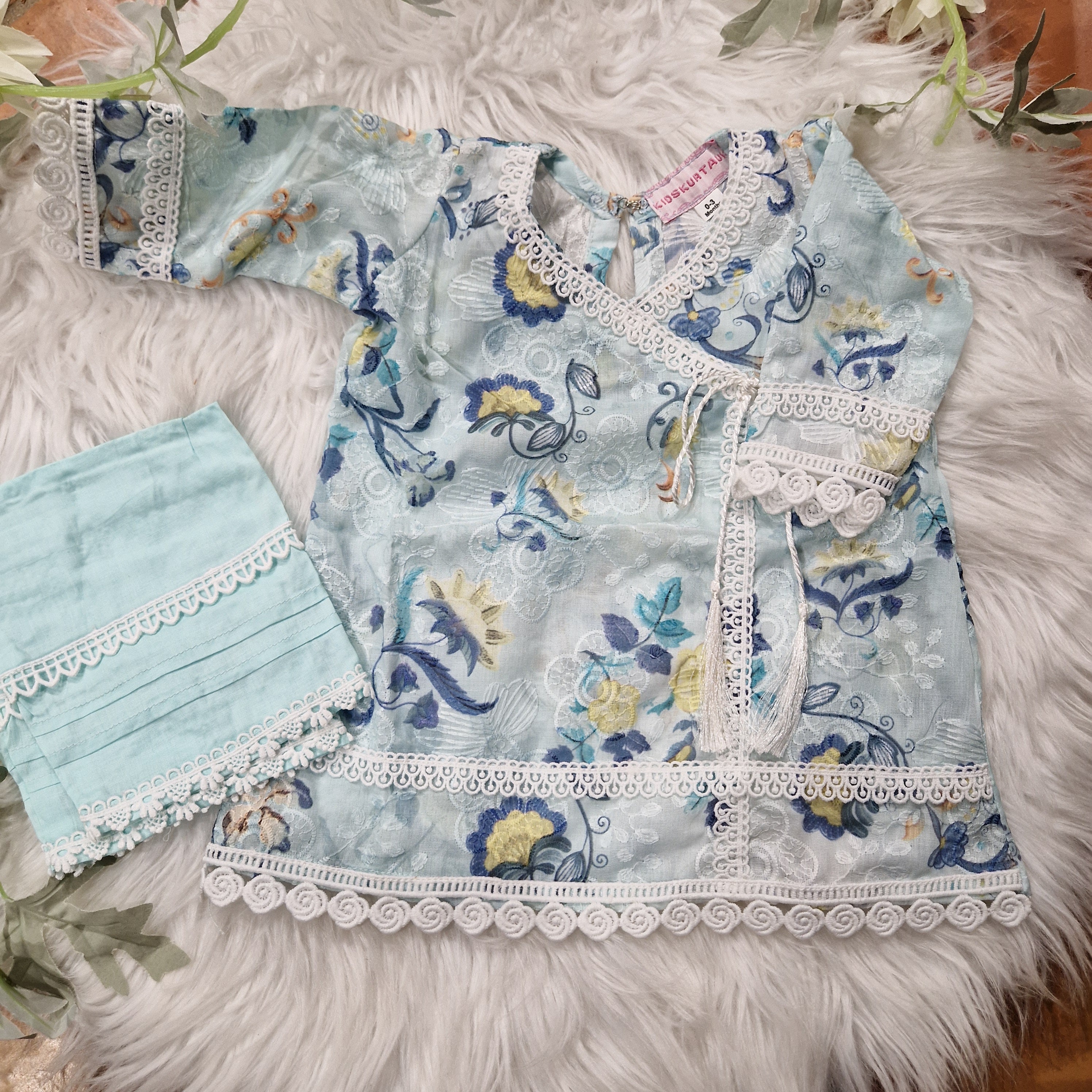 Aqua chiken floral (0-3 months to 2-3 years)