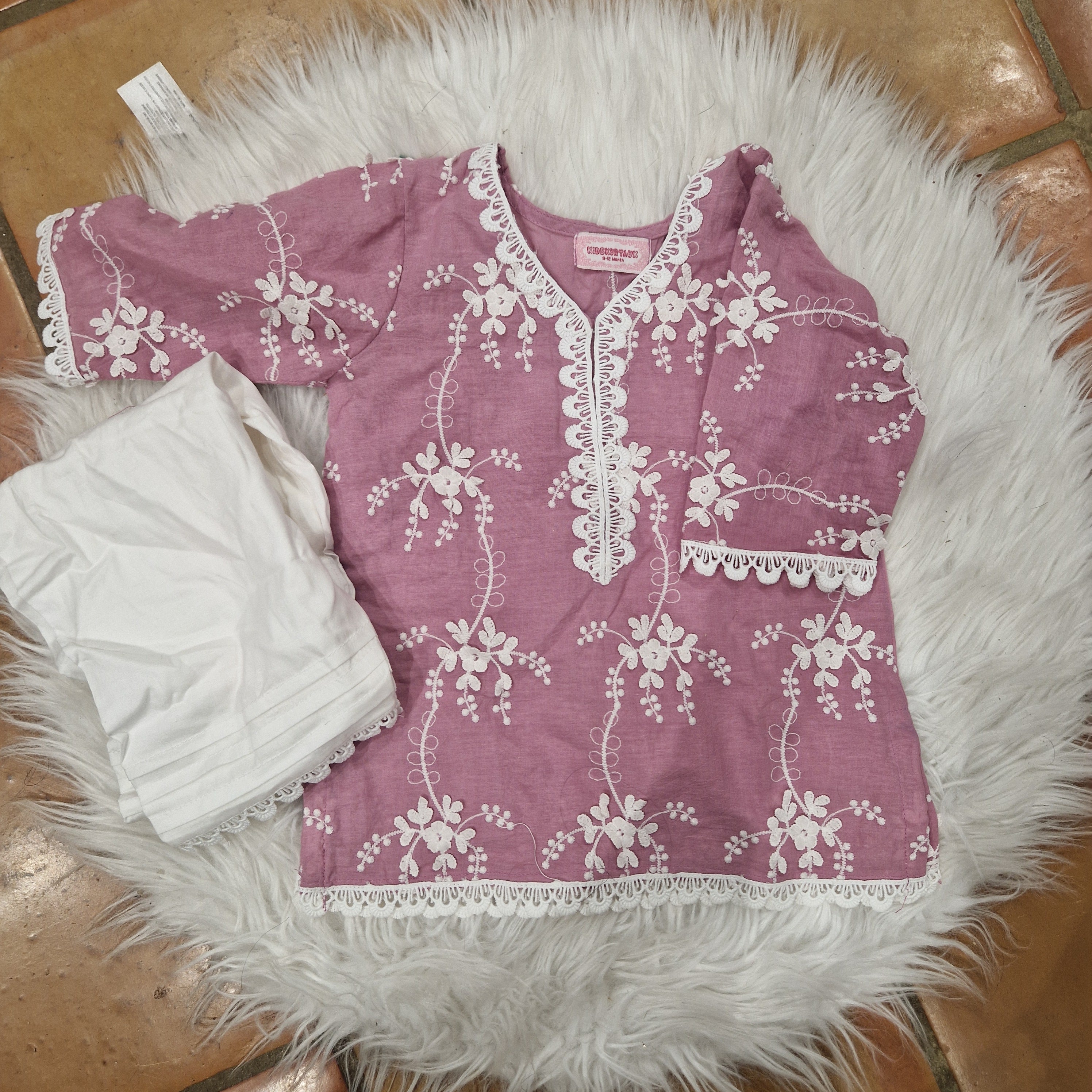 SOLD TOGETHER adult medium and 9-12 months
